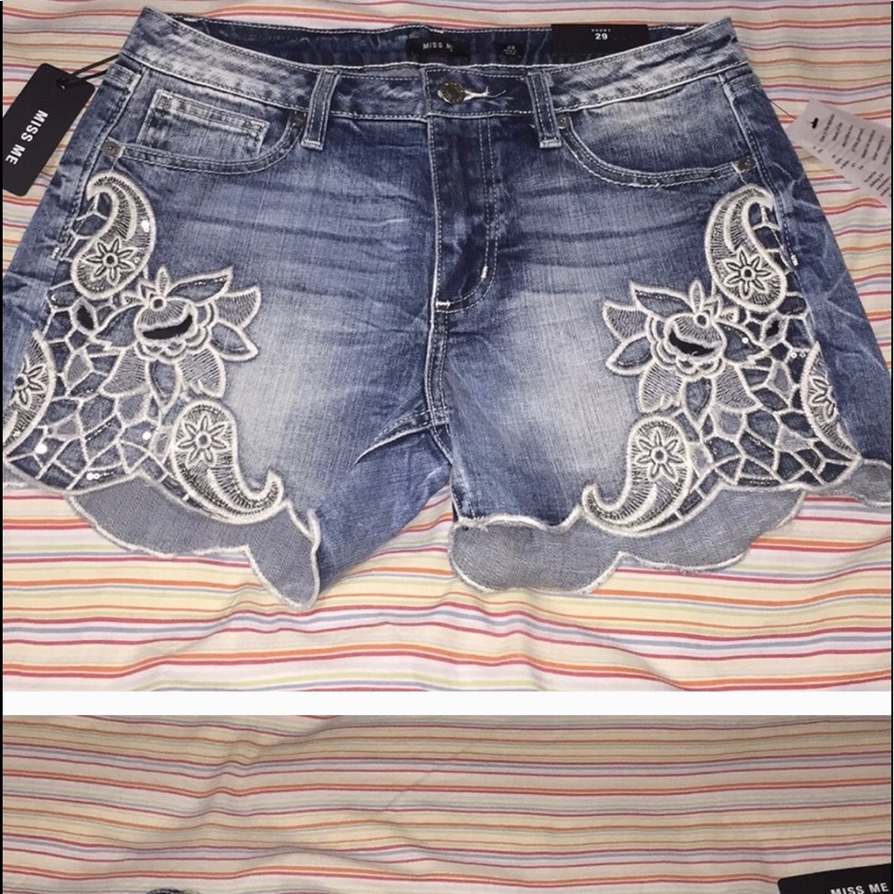 Miss Me Shorts